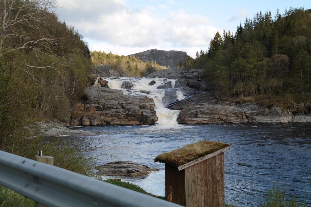Holmset Camping And Fishing Namdalseid Bagian luar foto